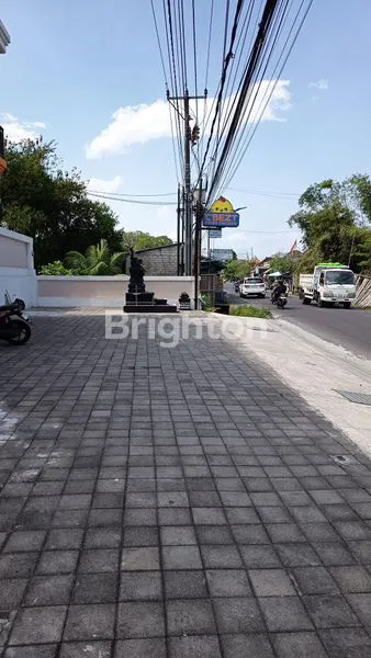 image RUKO STRATEGIS DI JL. PENARUNGAN, LT 300M² (6)