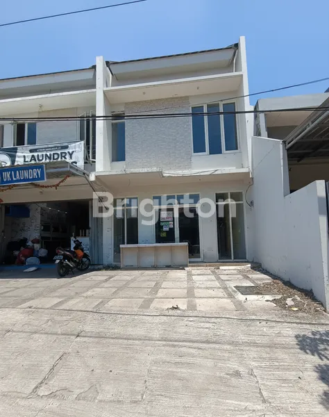 image RUKO SHM SIAP USAHA COCOK UNTUK MIXUE SANGAT STRATEGIS LOKASI JALAN RAYA RUNGKUT MENANGGAL HARAPAN RUNGKUT SURABAYA  (2)