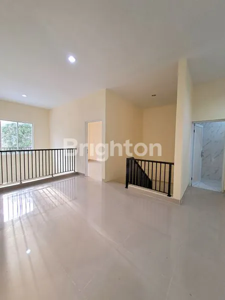 image HUNIAN STRATEGIS BSD, 5 KT & 2 CARPORT (5)