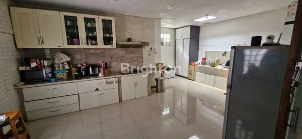 image RUMAH STRATEGIS SIAP HUNI TANPA RENOV (4)