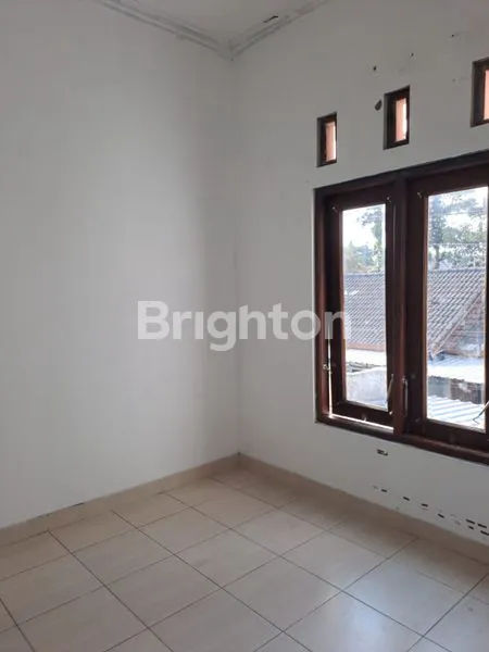 image DIJUAL RUMAH DI PERUMAHAN MUTIARA PALAGAN (7)