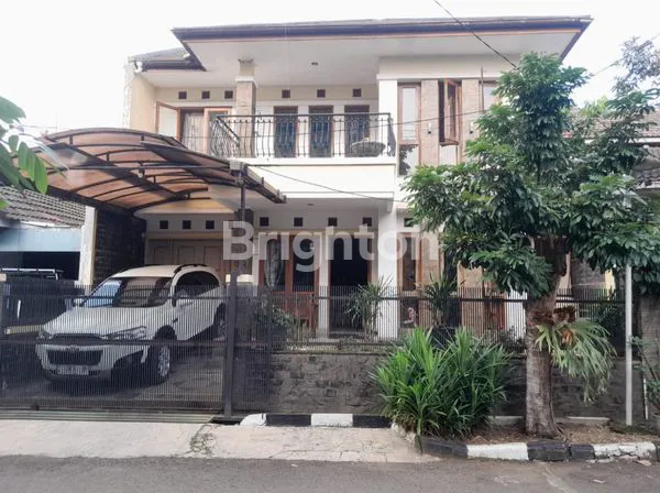 image RUMAH MODERN TROPICAL ECOFRIENDLY  UJUNG BERUNG INDAH - BANDUNG (1)