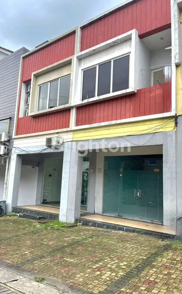 image RUKO STRATEGIS GOLDEN 8, LT 54M² HADAP UTARA (1)