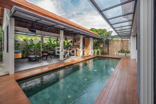 MODERN TROPICAL 4 BEDROOM VILLA AT MAS,UBUD