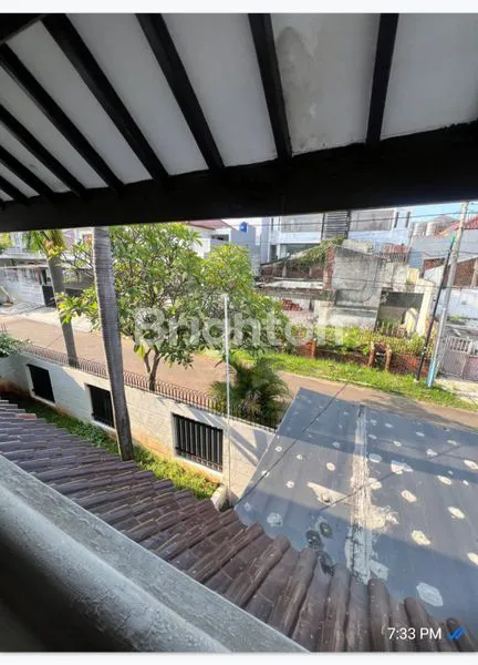 image RUMAH MODERN SIAP HUNI DI PULOMAS JAKARTA TIMUR (3)