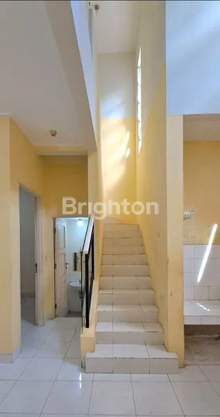 image RUMAH DI CLUSTER FLUORITE, GADING SERPONG (5)