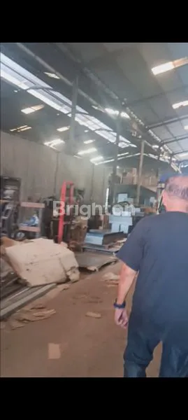 image GUDANG STRATEGIS LT 3.800M² SHM GRESIK (1)