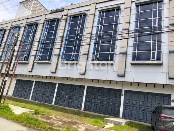 image RUMAH TOKO DI KOMPLEK PERUMAHAN THE MERLION RESIDENCE, MEDAN (1)