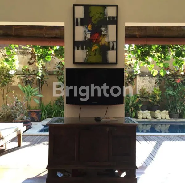 image VILLA 4 BR DENGAN PRIVATE POOL DI UMALAS (3)