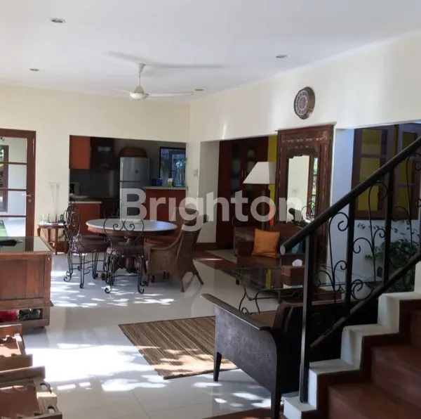 image VILLA 4 BR DENGAN PRIVATE POOL DI UMALAS (5)