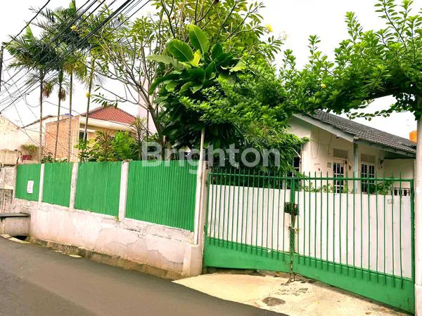 image RUMAH SEMI TUA – JATIPADANG JAKARTA SELATAN (1)