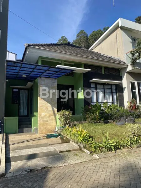 image RUMAH NYAMAN DI PERUMAHAN KOTA BATU (1)