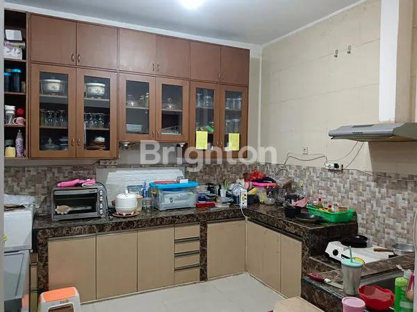 image RUMAH 2 LANTAI FULL RENOVASI DI SERPONG GARDEN (4)