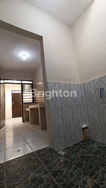 image RUMAH BARU RENOVASI DI NGINDEN INTAN SURABAYA DEKAT SEMOLOWARU, MERR, ARAYA, PANJANG JIWO, MANYAR JAYA, MANYAR INDAH, BRATANG, BARATA, NGAGEL, KALI RUNGKUT, BARUK, PARAPEN & TENGGILIS (4)