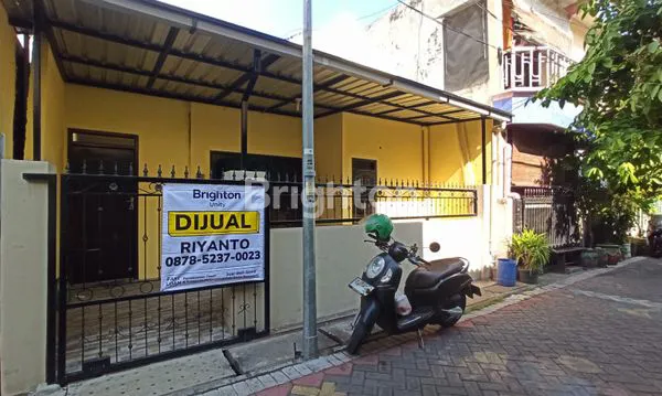 image RUMAH BARU RENOVASI DI NGINDEN INTAN SURABAYA DEKAT SEMOLOWARU, MERR, ARAYA, PANJANG JIWO, MANYAR JAYA, MANYAR INDAH, BRATANG, BARATA, NGAGEL, KALI RUNGKUT, BARUK, PARAPEN & TENGGILIS (1)