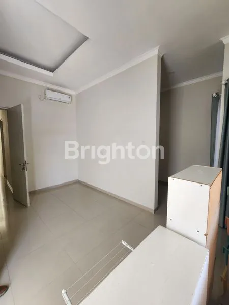image DIJUAL RUMAH HOOK CANTIK 2 LANTAI – LOKASI STRATEGIS (4)