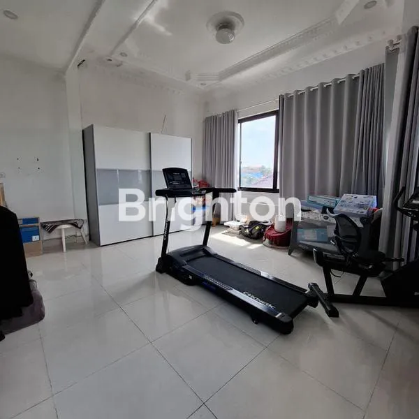 image MEWAH CLASSIC HANYA 5 MENIT KE RSUP MOH HUSEIN (8)