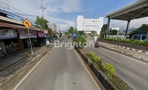 image JUAL SEWA RUKO 3 LANTAI DEPAN MALL JALAN YOS SUDARSO (4)