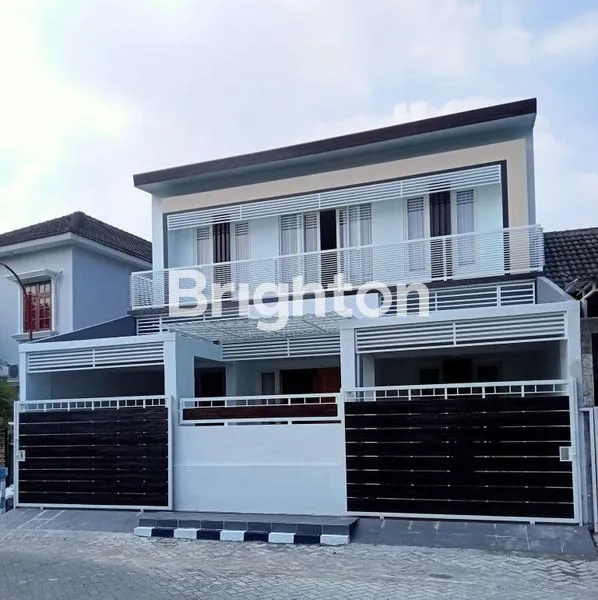 image RUMAH 2 LANTAI DI MUTIARA REGENCY SIDOARJO (1)