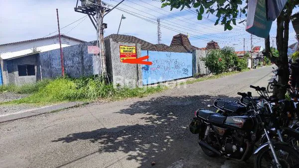 GUDANG DI CILACAP DI KONTRAK KAN