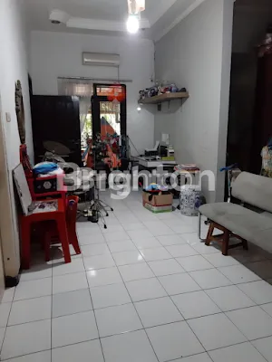 image RUMAH 2 LANTAI, SIAP HUNI !! LOKASI STRATEGISS DEKAT BANDARA JUANDA (2)