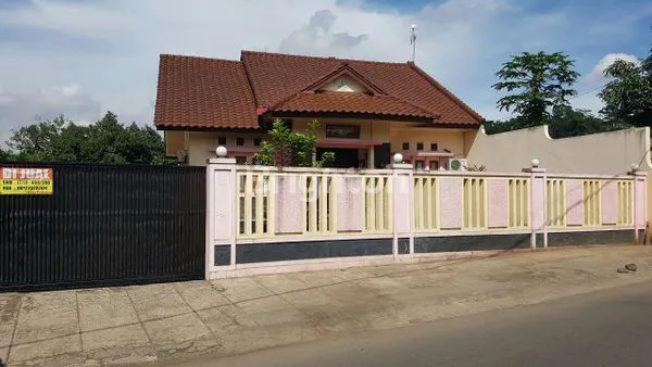 image RUMAH 9 KAMAR DI BANDUNG DEKAT KAMPUS IPDN (3)