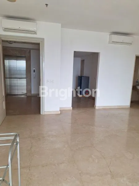 image APARTEMEN MEWAH DI ATAS TUNJUNGAN PLAZA (1)