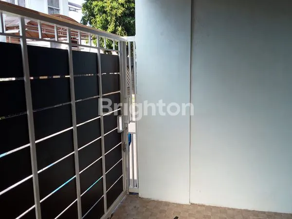 image RUMAH 2 LANTAI DI MUTIARA REGENCY SIDOARJO (2)