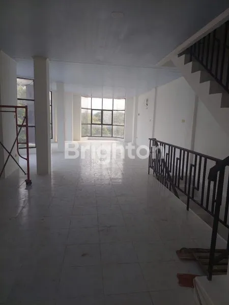 image RUKO HOOK DAAN MOGOT 2 (2)