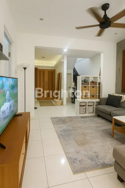 image RUMAH HOOK 2 LANTAI SEMI FURNISHED DI SARUA VIEW RESIDENCE, PAMULANG (3)