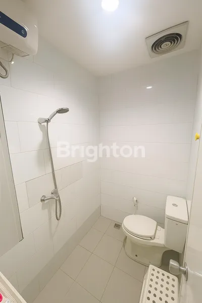 image RUMAH HOOK 2 LANTAI SEMI FURNISHED DI SARUA VIEW RESIDENCE, PAMULANG (7)