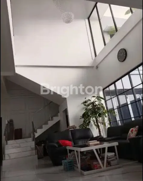 image RUMAH MEWAH CLUSTER FLAMBOYAN KECMATAN CIPONDOH  (3)