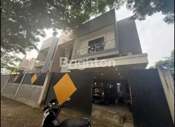 image RUMAH MEWAH CLUSTER FLAMBOYAN KECMATAN CIPONDOH  (8)