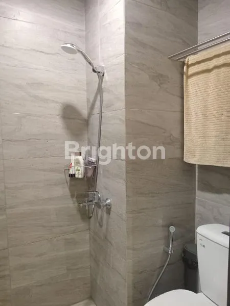 image STUDIO MEWAH, LANGKA, SIAP HUNI DI COLLINS HYDE — DEKAT LIFT, INTERIOR PREMIUM, HARGA DI BAWAH PASAR! (8)