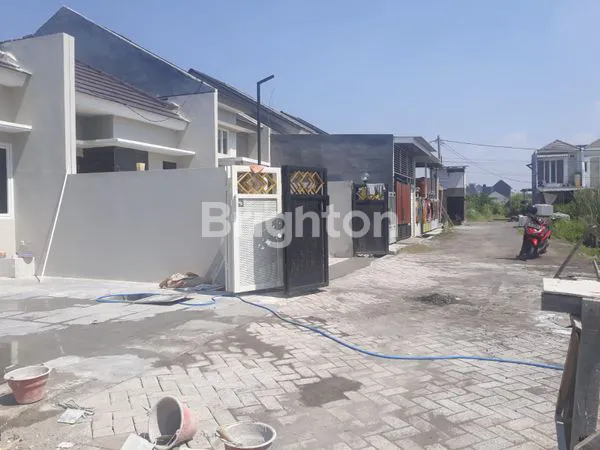image RUMAH BARU GRESS 3KT DI GUNUNG ANYAR (2)