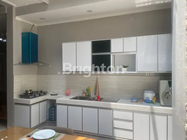 image RUMAH CANTIK MENARIK 3 LANTAI  SIAP HUNI PULO ASEM PRATAMA  LOKASI STRATEGIS, TENANG , AMAN DAN NYAMAN DI JAKARTA- TIMUR (4)