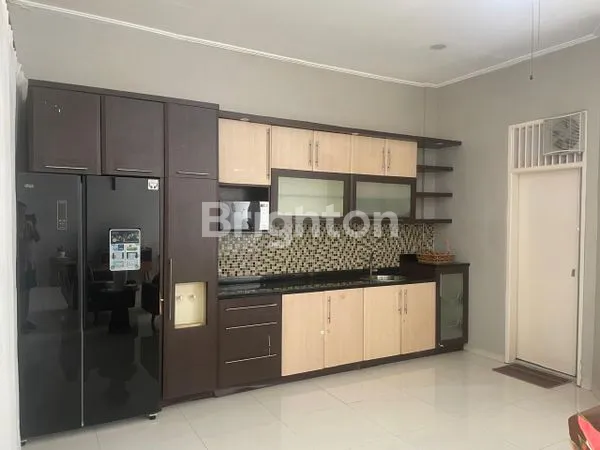 image RUMAH CANTIK MENARIK 3 LANTAI  SIAP HUNI PULO ASEM PRATAMA  LOKASI STRATEGIS, TENANG , AMAN DAN NYAMAN DI JAKARTA- TIMUR (5)