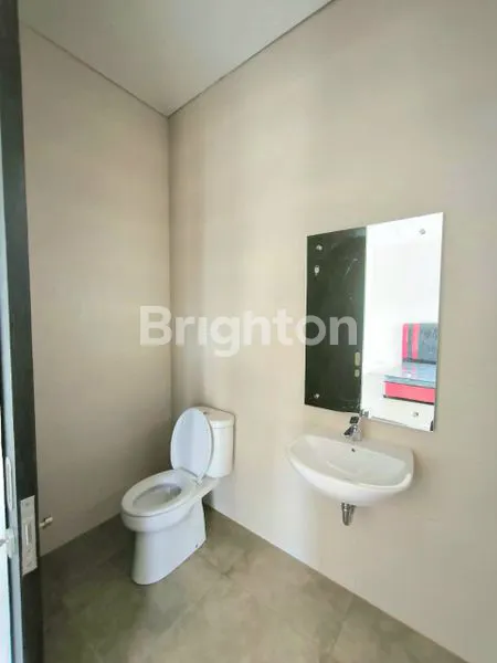 image HUNIAN MEGAH DI CITRALAND, LT 135M² (5)