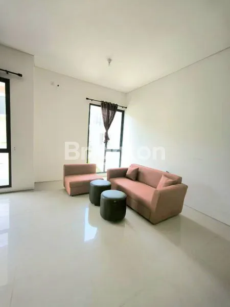 image HUNIAN MEGAH DI CITRALAND, LT 135M² (4)