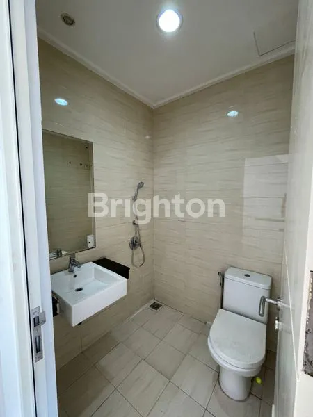 image RUMAH 3 LANTAI DI KATAMARAN INDAH PIK (3)