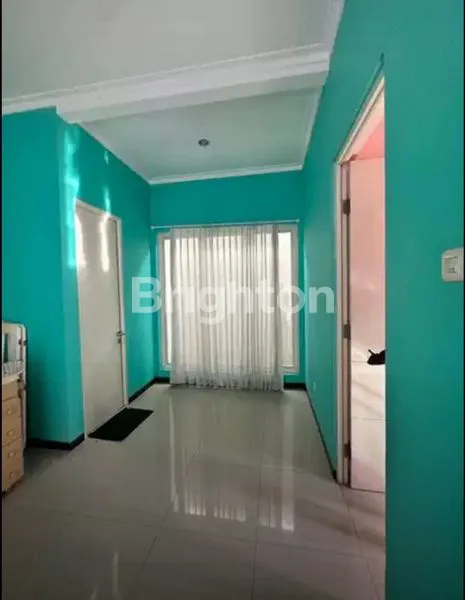 image RUMAH 2 LANTAI SIAP HUNI, TERAWAT LINGKUNGAN ASRI, AMAN, NYAMAN DEKAT PAKUWON CITY ITS UNAIR MERR GALAXY MALL MANYAR KERTOADI DHARMAHUSADA INDAH (6)
