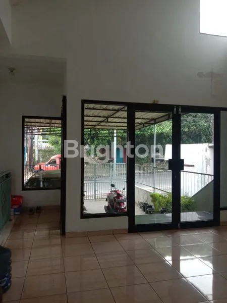 image RUMAH 2 LANTAI MINIMALIS FULL FURNISHED + ROOFTOP (6)