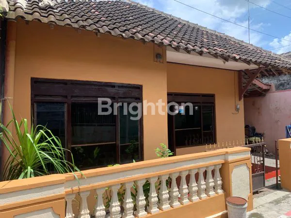 image RUMAH SEDERHANA TENGAH KAMPUNG (1)