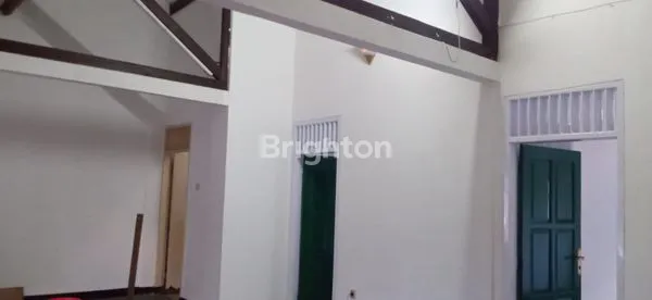 image RUMAH 4+1KT LT 270M² DI KEBAYORAN LAMA (4)