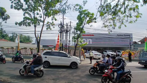 image HARGA DIBAWAH HARGA PASAR, ALL IN ONE DALAM 1 LOKASI STRATEGIS PINGGIR JLN DEKAT PINTU TOL DI KATAPANG BANDUNG SELATAN (2)