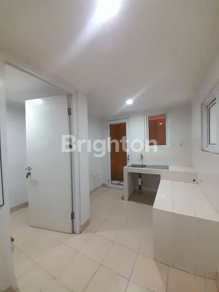 image DISEWAKAN RUMAH HOOK GADING SERPONG CLUSTER OMAHA (6)