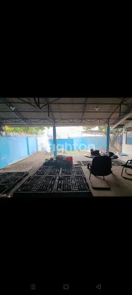 image DIJUAL GUDANG LT 303M² DI JATISAMPURNA (2)