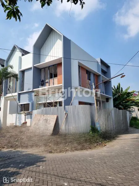 image RUMAH MINIMALIS 2 LANTAI DI PRAPEN, DEKAT UBAYA (2)