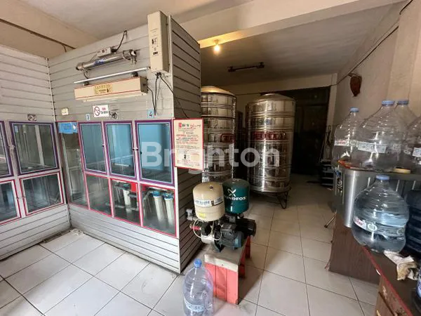 image RUKO STRATEGIS DI JALAN RAYA WONOREJO PERMAI, RUNGKUT, SURABAYA (3)