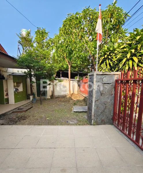 image RUMAH 1 LANTAI DI DAERAH BENDUL MERISI SURABAYA (2)